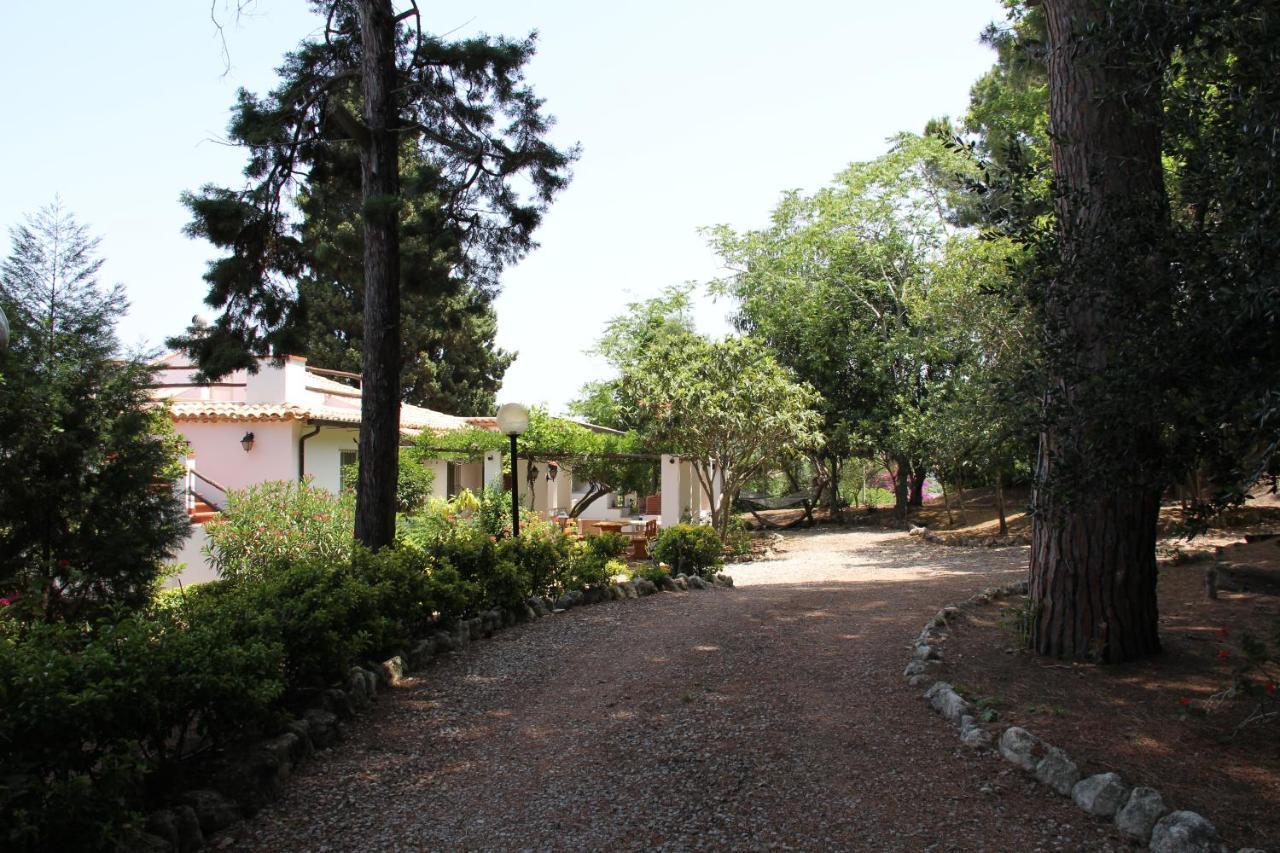 Tenuta Conte Ruggero Santa Domenica  Exteriér fotografie