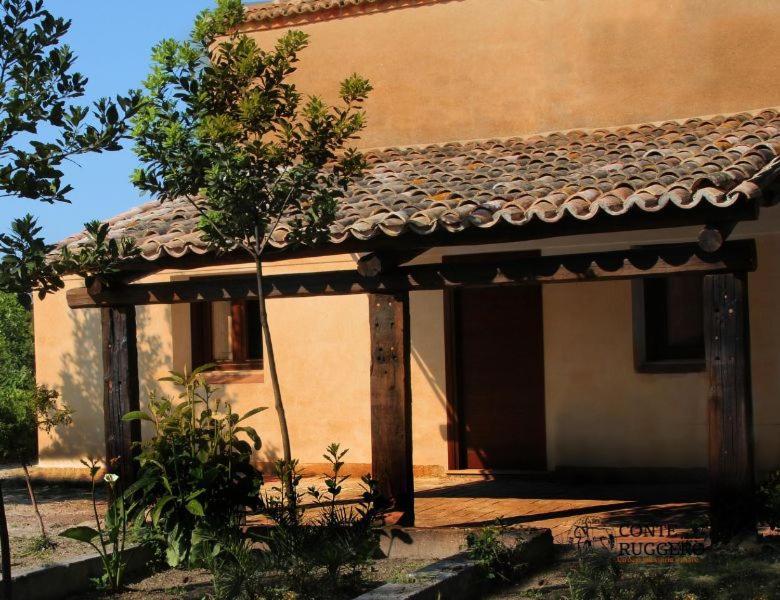 Tenuta Conte Ruggero Santa Domenica  Exteriér fotografie